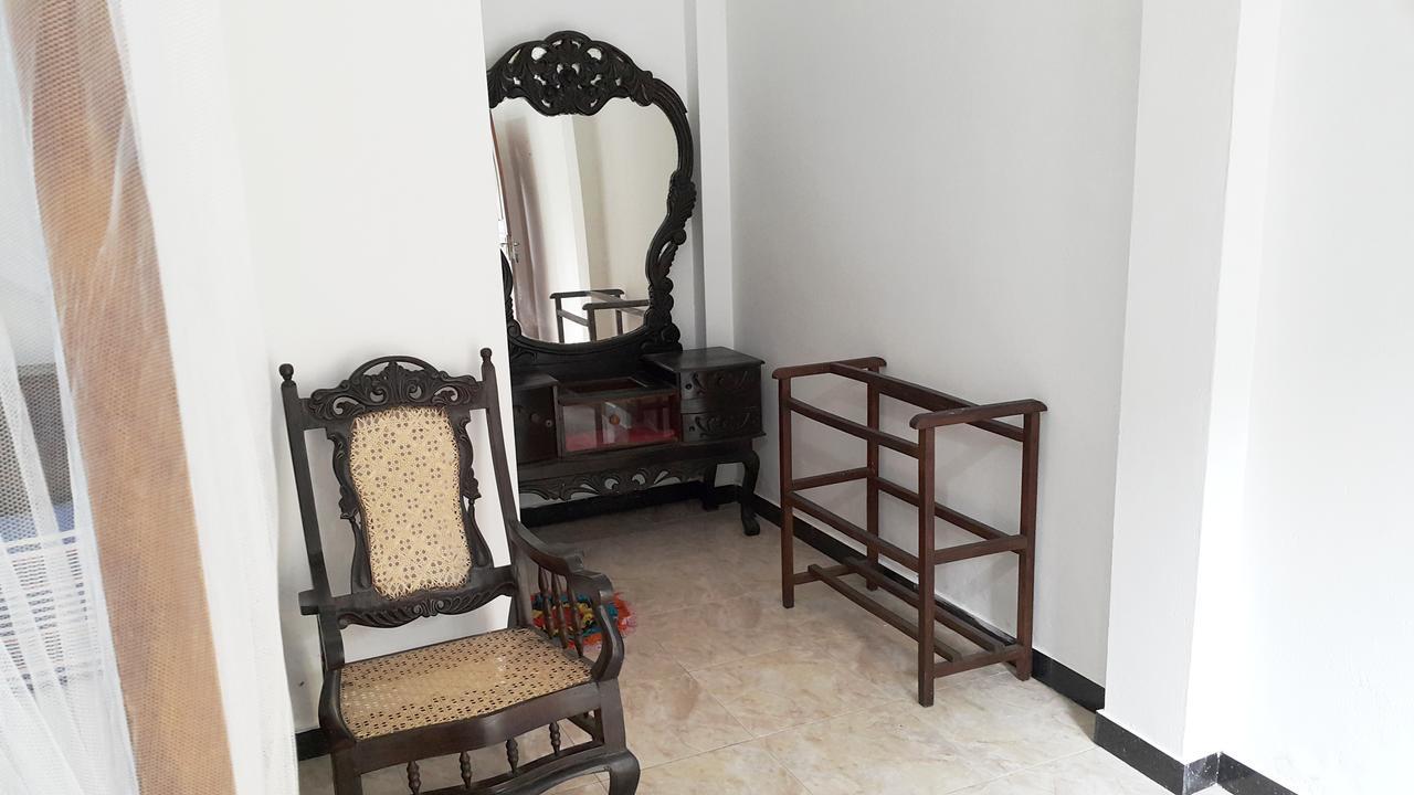 Bed and Breakfast Calidan à Mirissa Extérieur photo